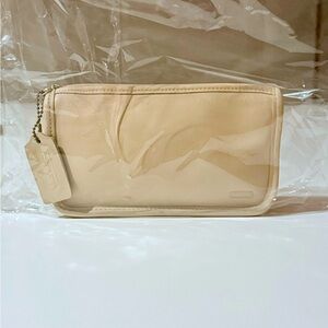 SKU #27 Coach Vintage chunky  Cosmetic case